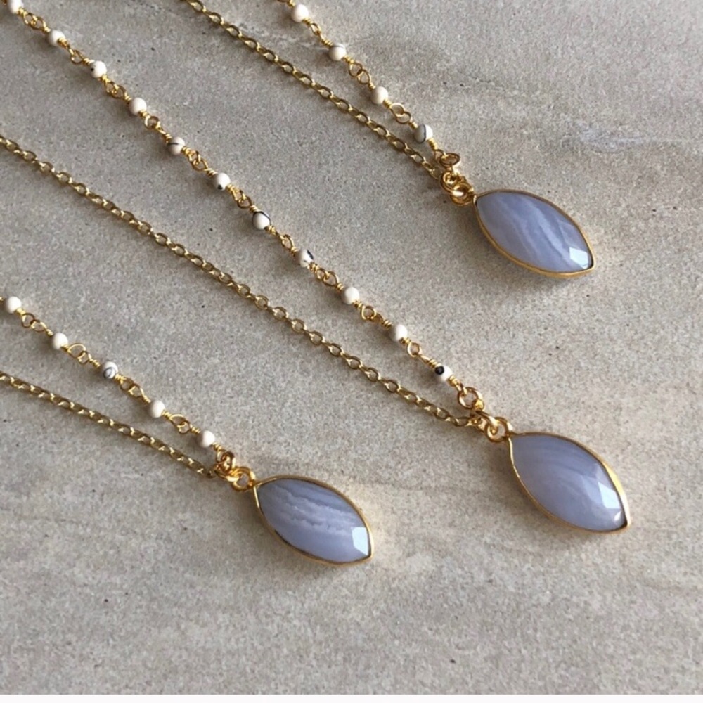 Lace Agate Rosary Bead Necklace - Picture 3 of 5